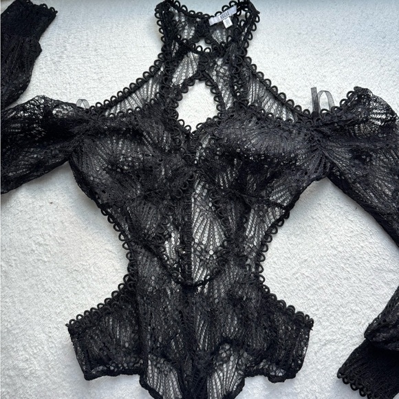 ASILIO black lace bodysuit small - Picture 2 of 8